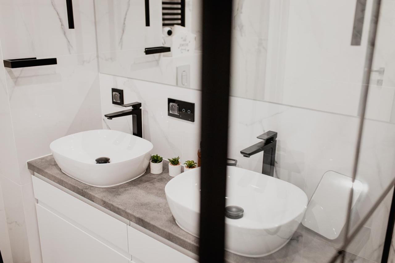 Apartament Villa Klar 奥斯特罗达 外观 照片